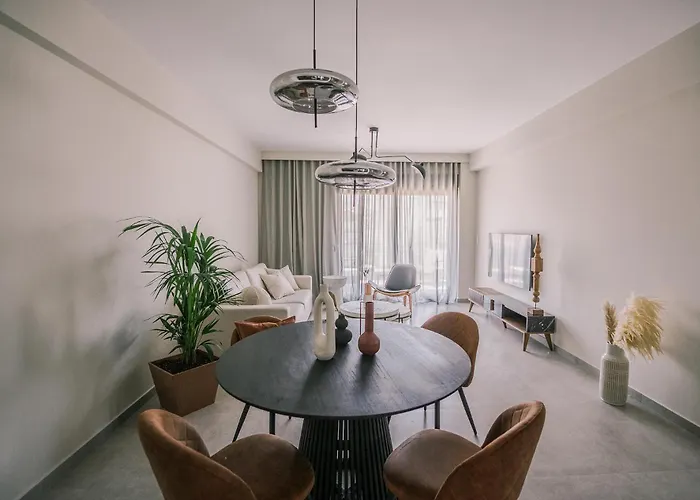 Hama Luxury Seaside Apartments