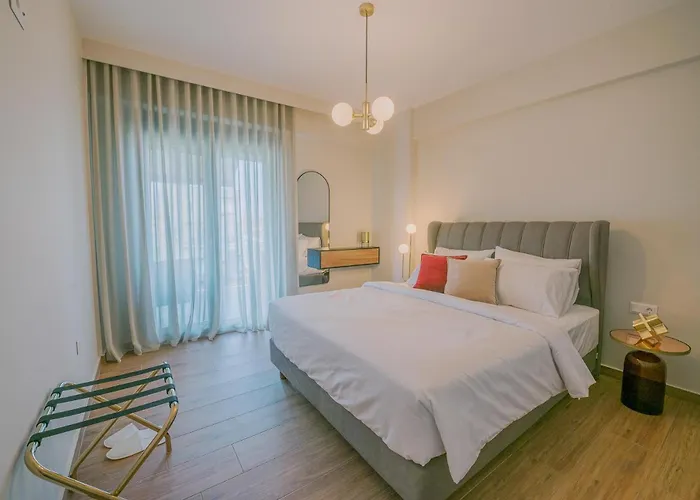 Hama Luxury Seaside Apartments